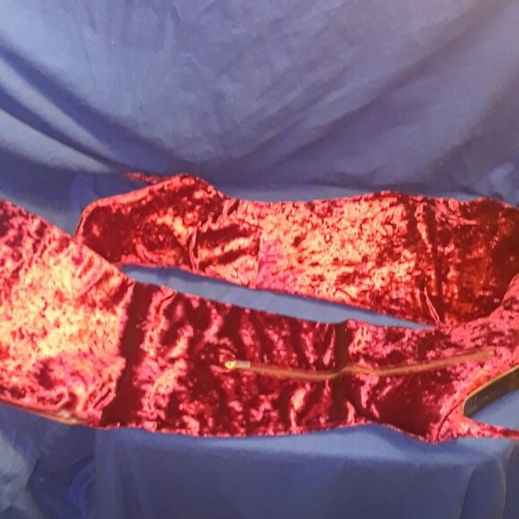 DEDICATE OVER THE KNEE BOOTS / CRUSH VELVET  / BURGUNDY - Picture 7 of 7